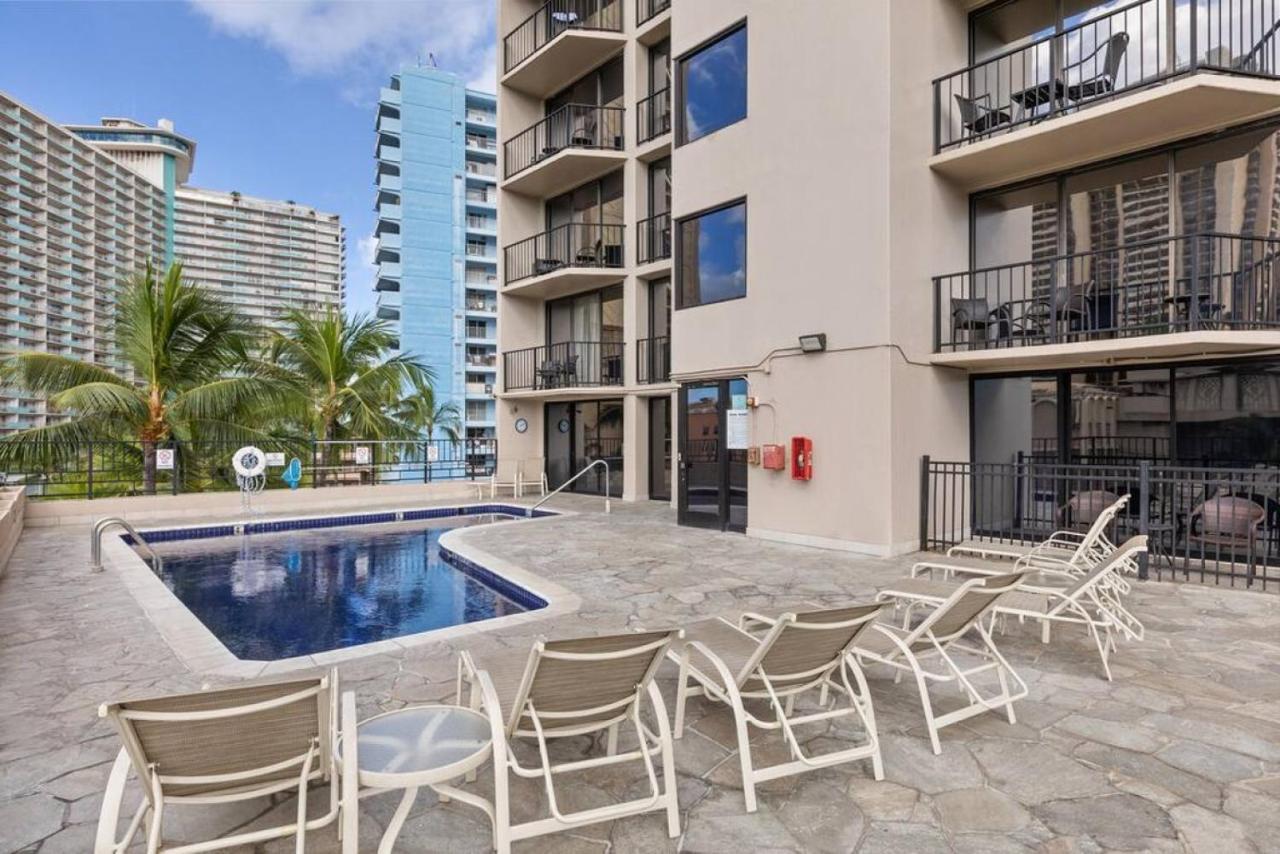 Incredible Location Free Parking In Waikiki Villa Honolulu Bagian luar foto