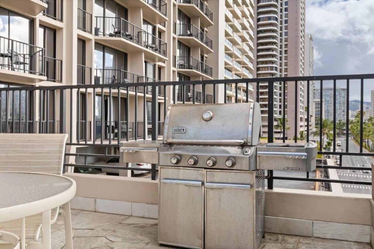 Incredible Location Free Parking In Waikiki Villa Honolulu Bagian luar foto