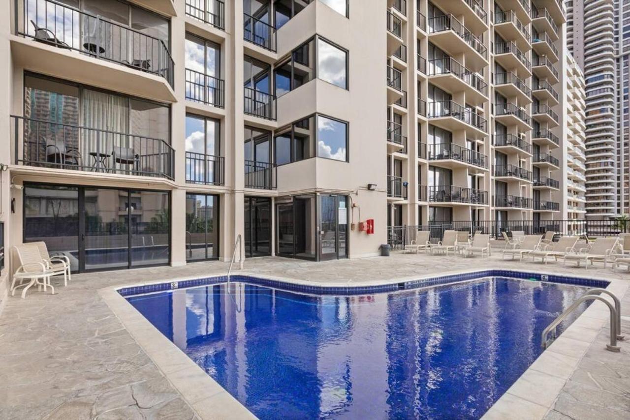 Incredible Location Free Parking In Waikiki Villa Honolulu Bagian luar foto